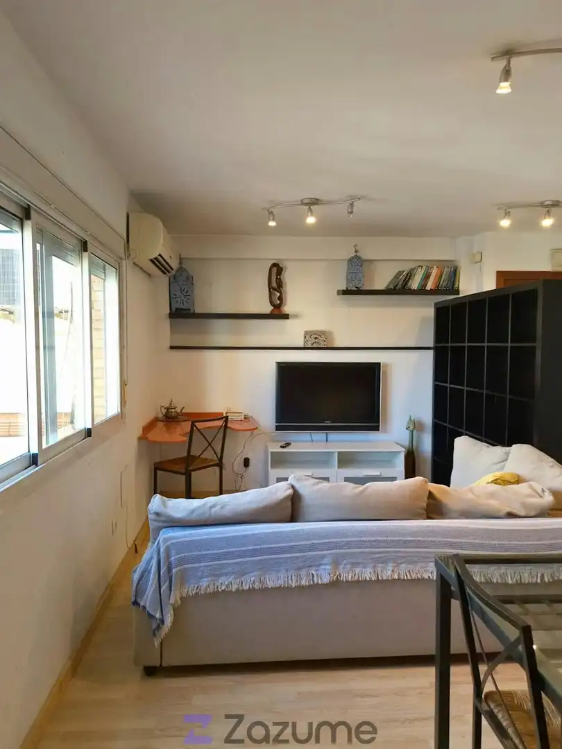 Wohnzimmer von Wohnung zur Miete in Sevilla mit Klimaanlage, Heizung und Möbliert