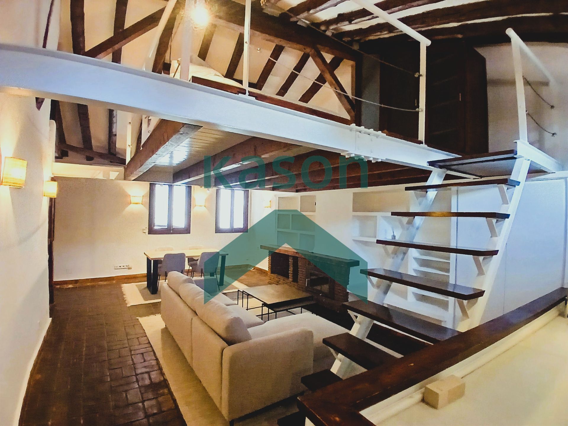 Living room of Duplex to rent in  Madrid Capital  with Air Conditioner, Heating and Furnished