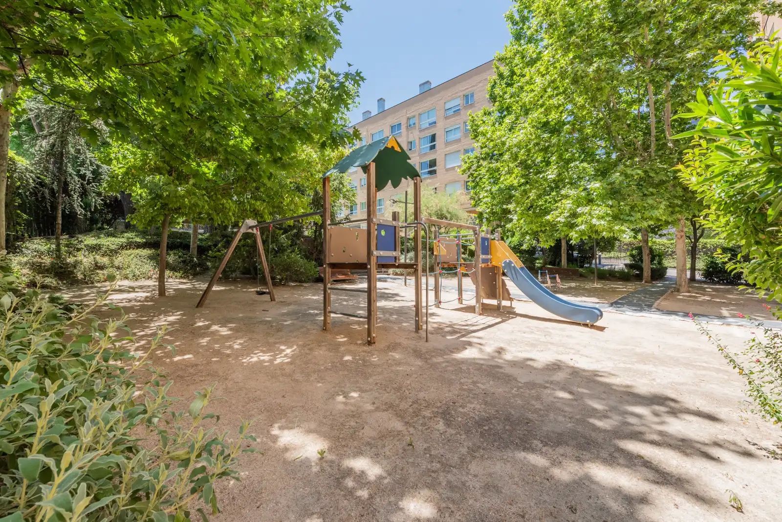 Jardín de Piso de alquiler en Madrid con Trastero