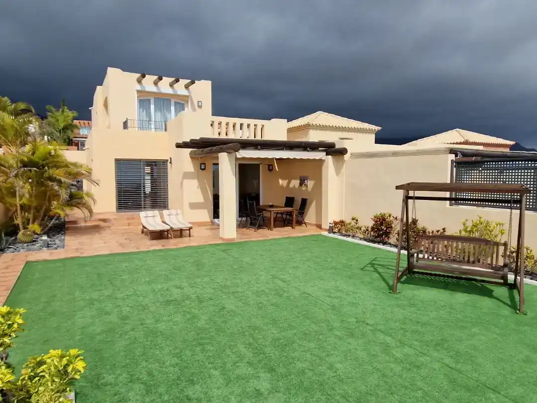 Terraza de Piso en venta en Adeje con Aire acondicionado, Piscina y Balcón