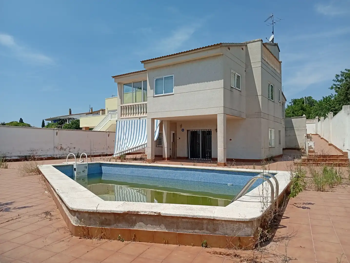 Chalet con piscina en venta en Carrer Menorca