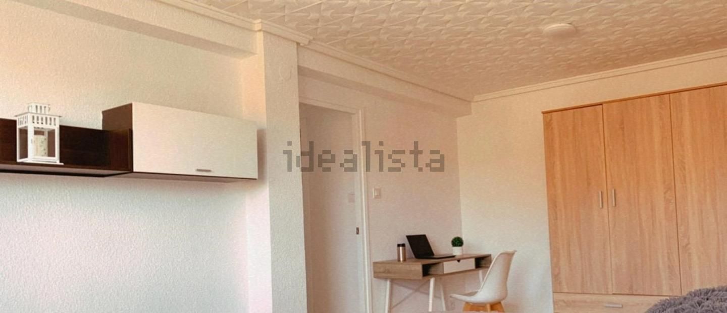 Bedroom of Flat for sale in  Valencia Capital  with Air Conditioner and Heating