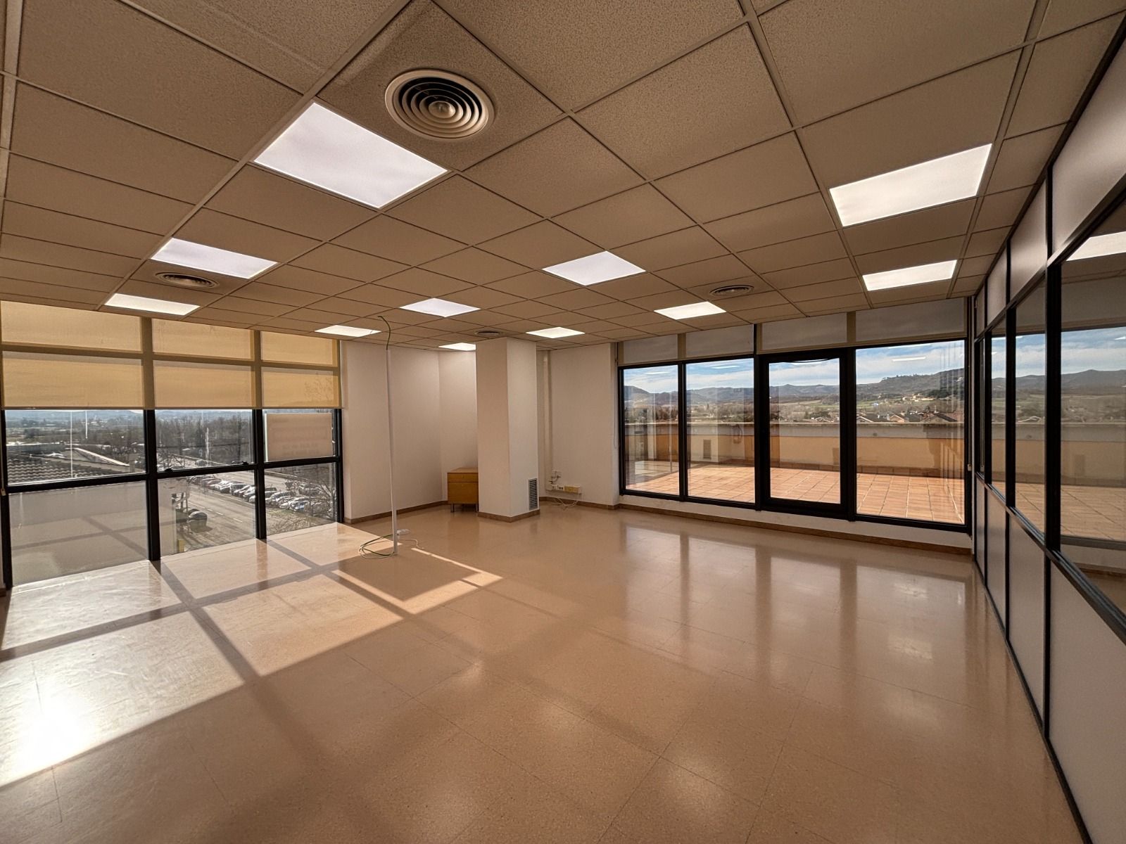 Oficina de alquiler en Avinguda del Mercat, 4, El Sucre - El Nadal