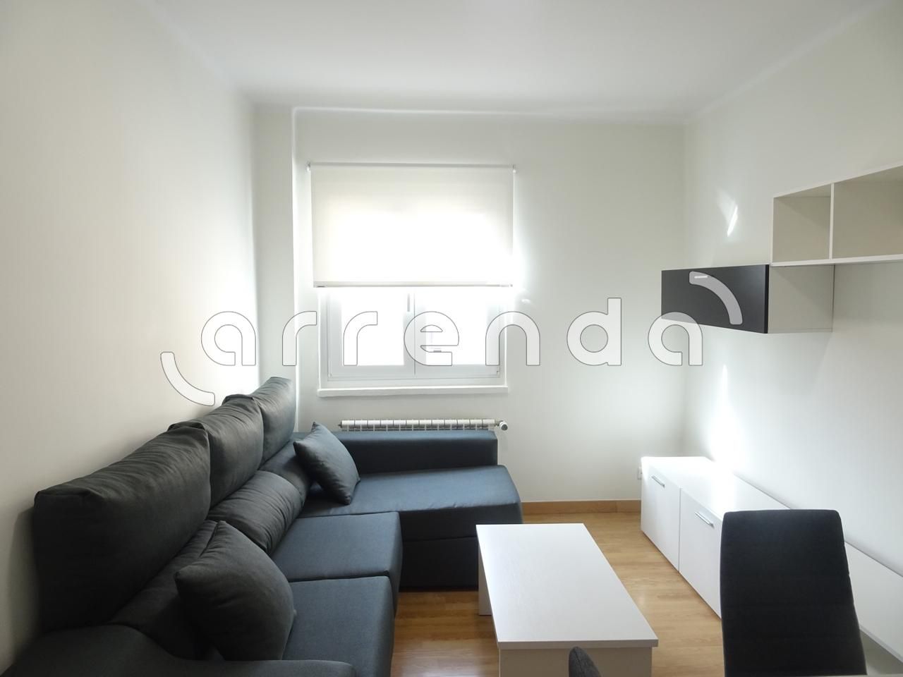 Sala d'estar de Pis de lloguer en Camargo amb Calefacció i Moblat