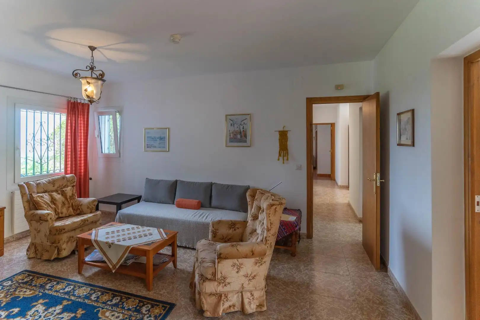 Wohnzimmer von Haus oder Chalet zum Verkauf in Alhaurín El Grande mit Klimaanlage, Privatgarten und Terrasse