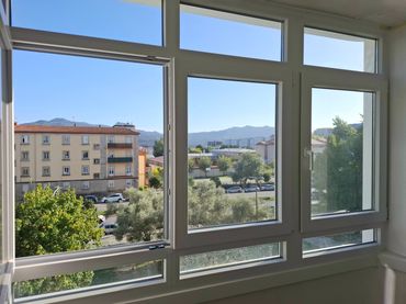 Piso con ascensor en venta en Avenida de Castelao