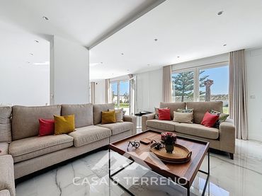 House with pool for sale in Diseminados Almayate Alto (Diseminado)