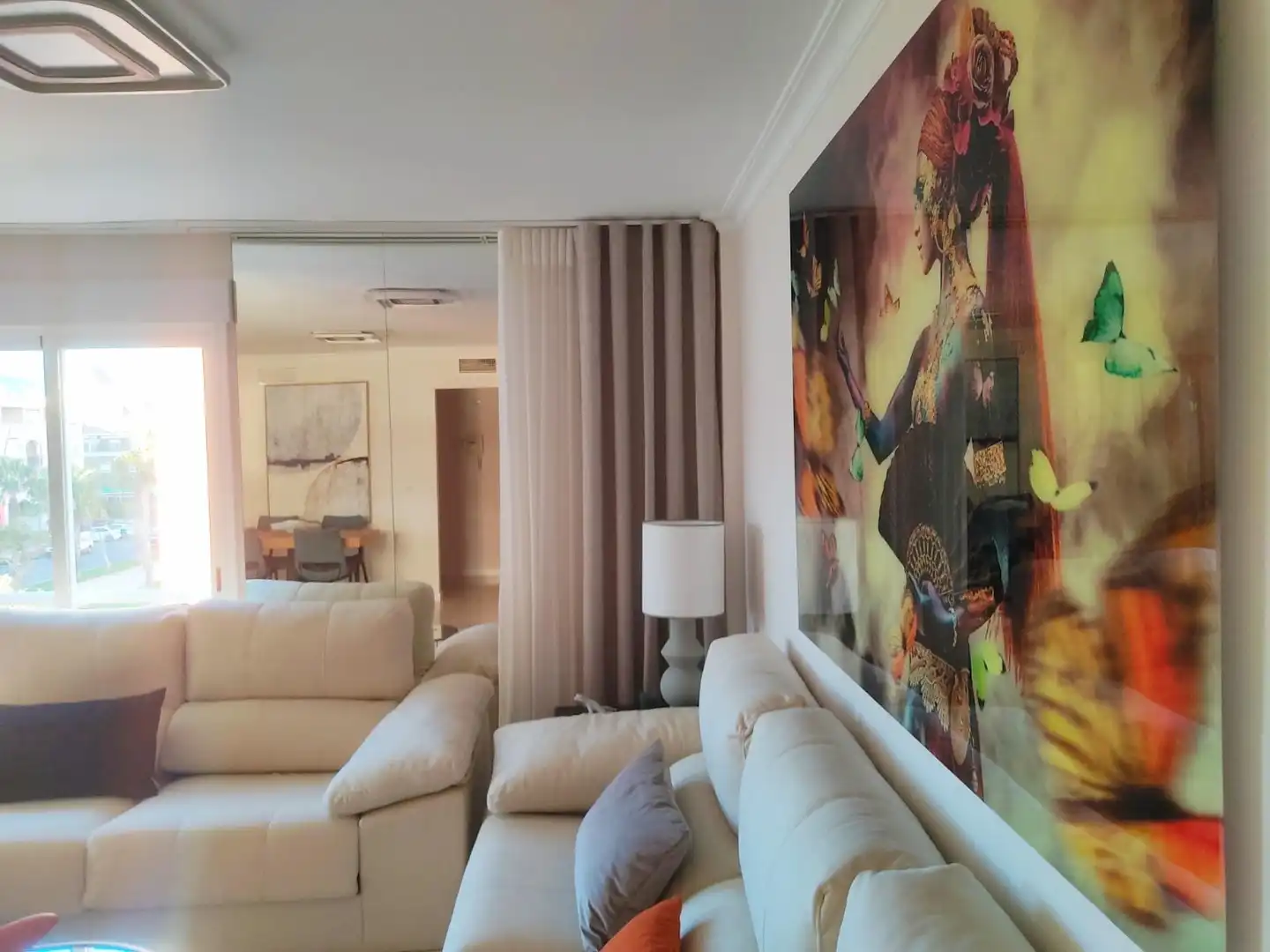 Sala de estar de Piso de alquiler en Roquetas de Mar con Aire acondicionado, Jardín privado y Terraza