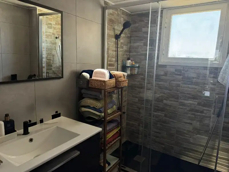 Badezimmer von Wohnungen zum Verkauf in El Campello mit Klimaanlage, Heizung und Parkett
