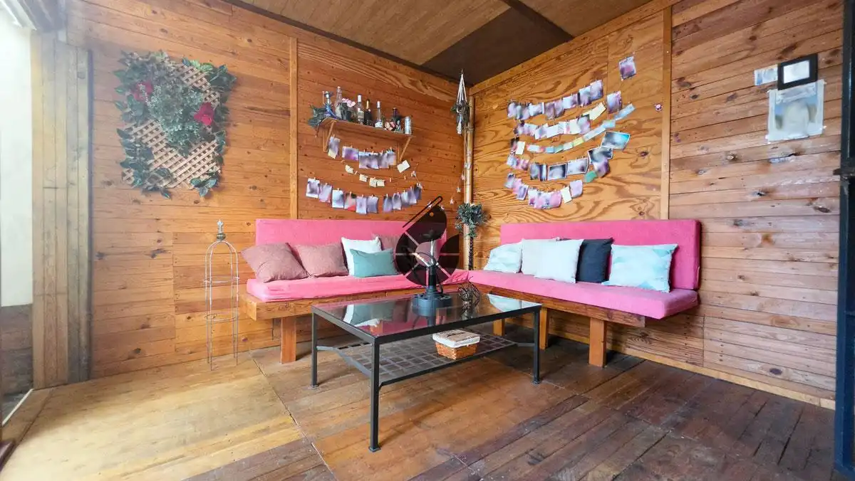 Sala de estar de Casa adosada en venta en Coria del Río con Aire acondicionado, Parquet y Terraza