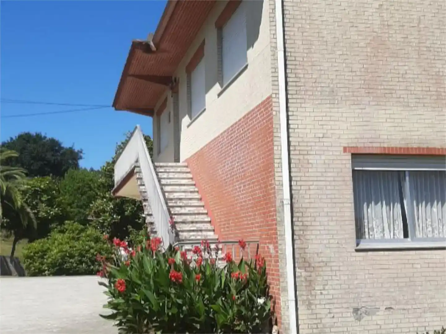 Vista exterior de Casa o chalet en venta en Narón con Balcón