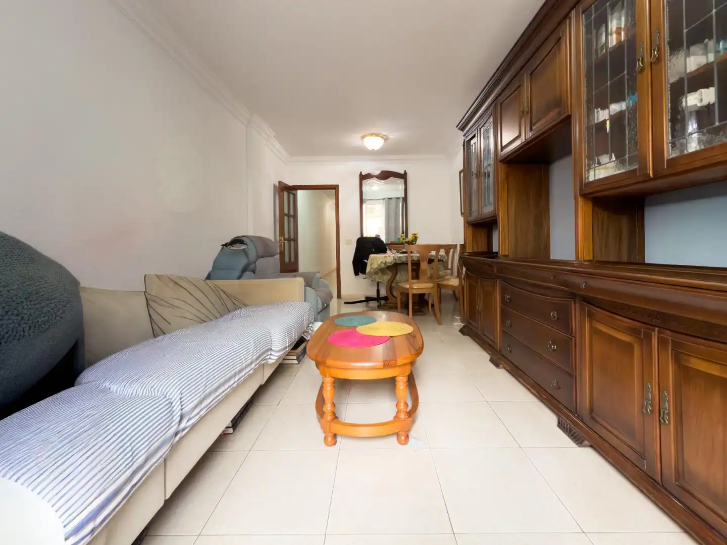 Wohnzimmer von Erdgeschoss zum Verkauf in San Cristóbal de la Laguna mit Klimaanlage und Terrasse