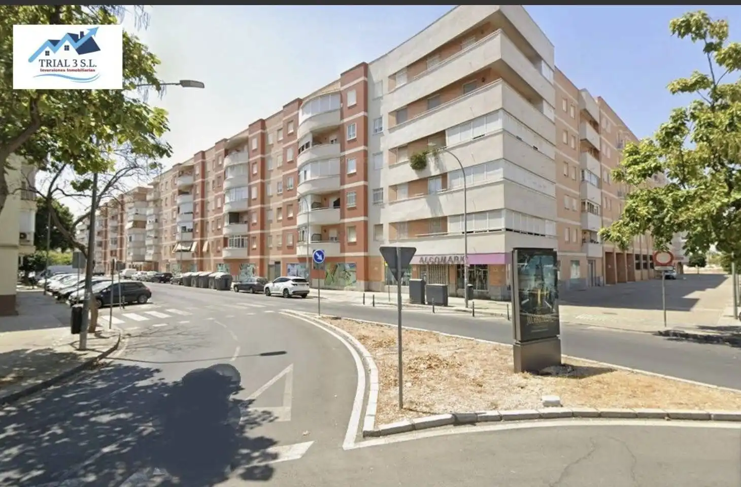 Piso con ascensor en venta en Plaza GOMILA (DE)