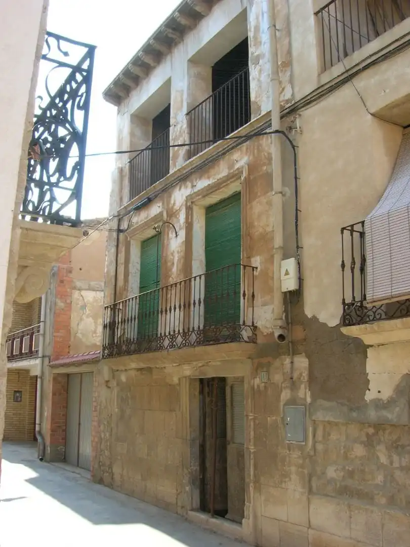 Vista exterior de Edificio en venta en Candasnos