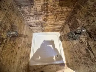 Bathroom of Houses for sale in Sariegos  with Air Conditioner, Heating and Private garden