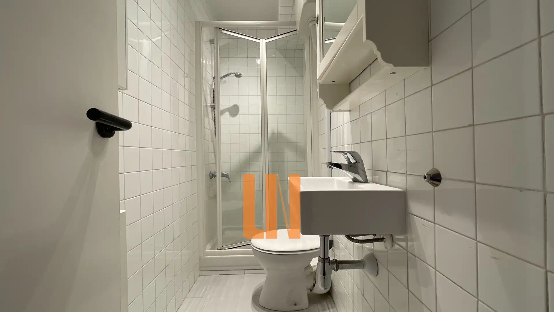 Badezimmer von Wohnung zur Miete in A Coruña Capital  mit Heizung, Parkett und Ofen