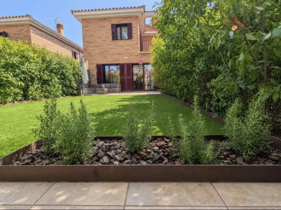 Jardí de Casa o xalet en venda en Begues amb Aire condicionat, Terrassa i Balcó