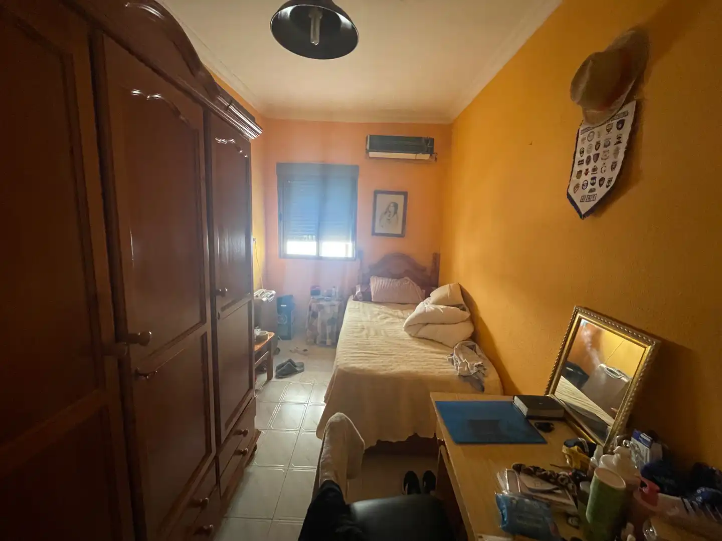 Dormitori de Casa adosada en venda en Coria del Río amb Aire condicionat i Terrassa