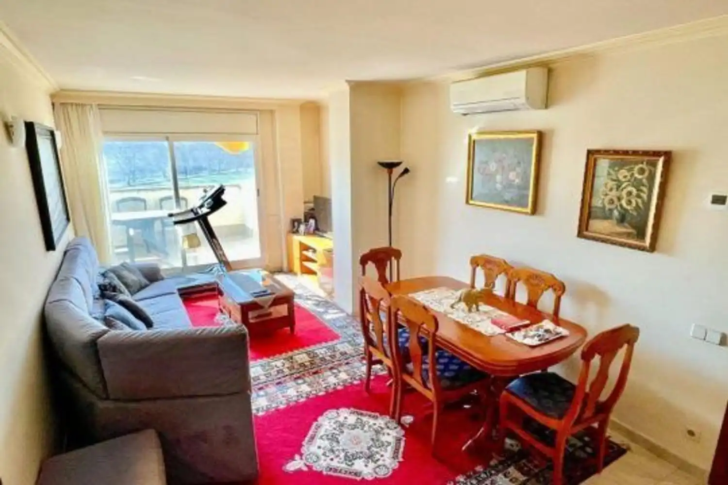 Living room of Flat for sale in Figueres  with Air Conditioner and Terrace