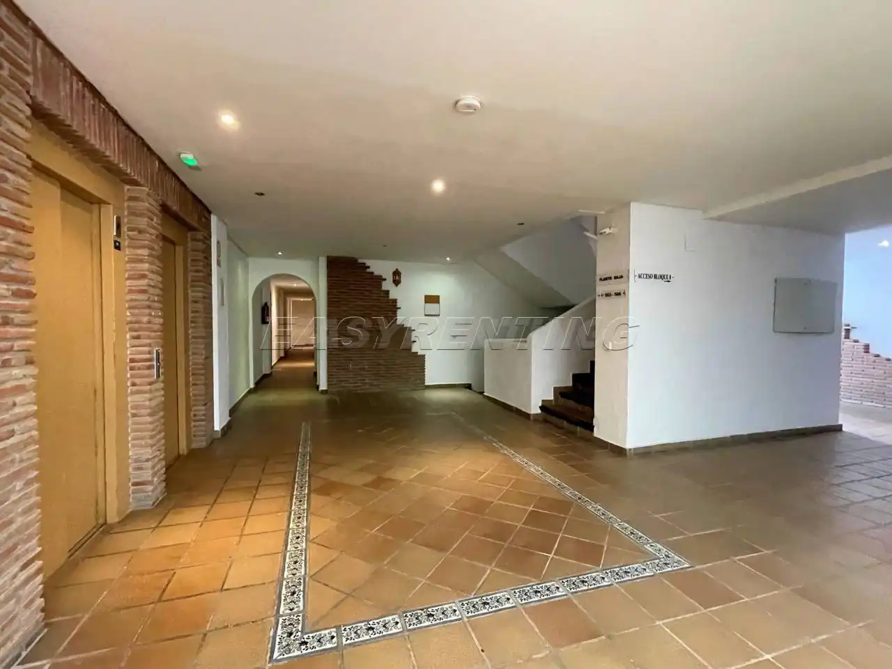 Apartamento de alquiler en Manilva con Terraza, Amueblado y Alarma