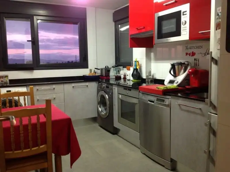 Küche von Wohnung zum Verkauf in Santo Domingo de la Calzada mit Heizung, Parkett und Abstellraum