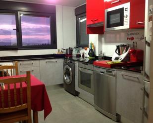 Kitchen of Flat for sale in Santo Domingo de la Calzada  with Heating, Parquet flooring and Storage room