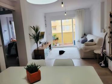 Apartamento con balcón en venta en Montañar - El Arenal
