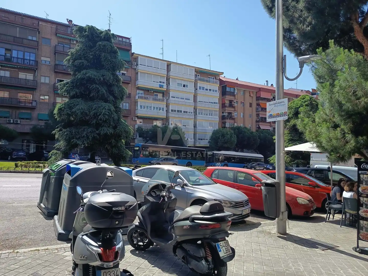 Exterior view of Garage for sale in Madrid