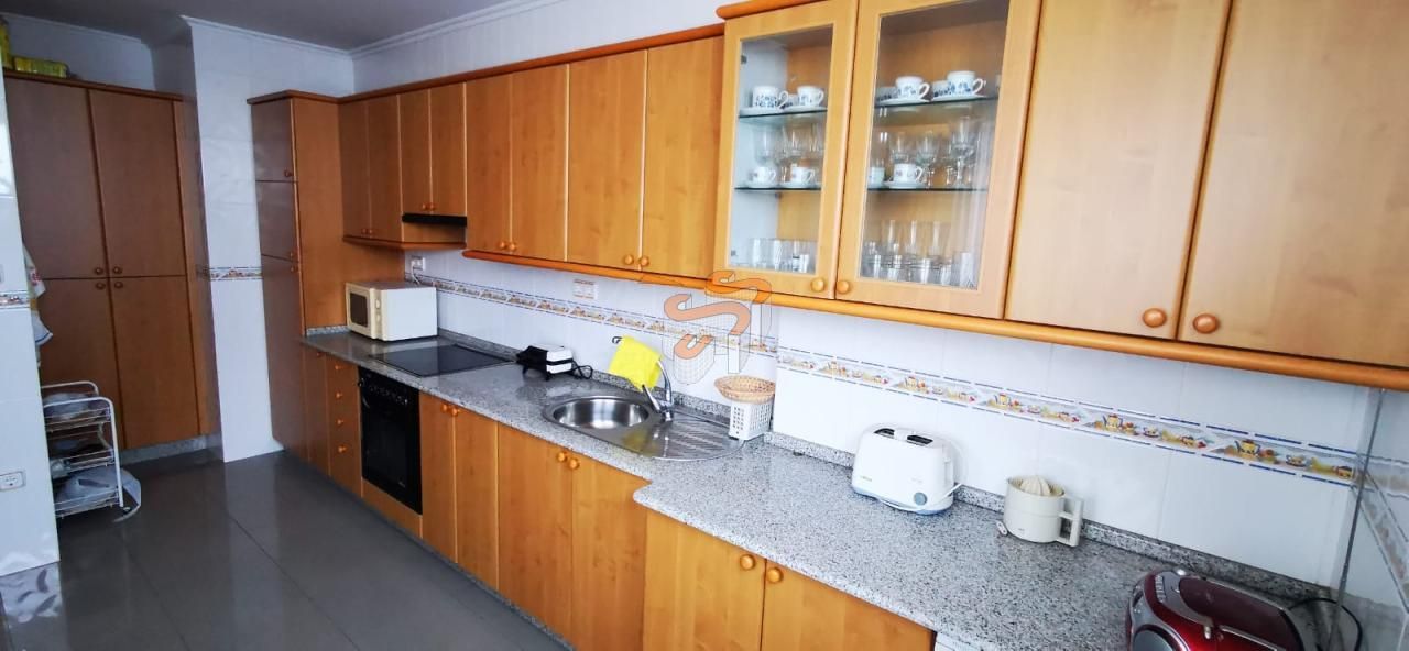 Kitchen of Apartment for sale in Narón  with Heating and Storage room