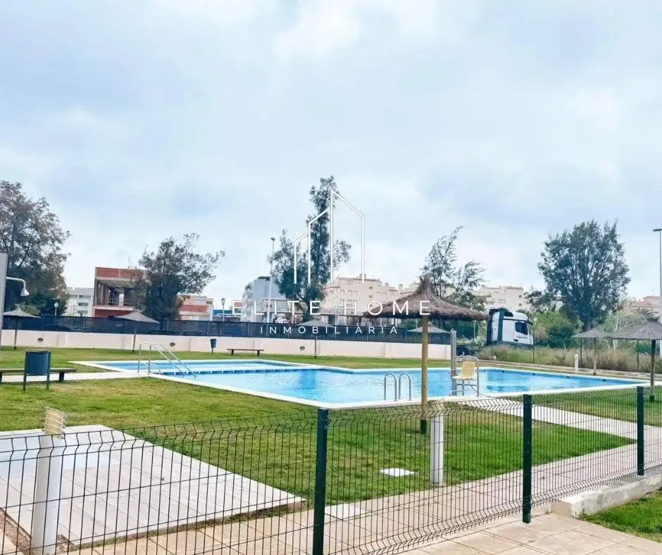 Piscina de Piso en venta en Moncofa con Amueblado y Piscina comunitaria
