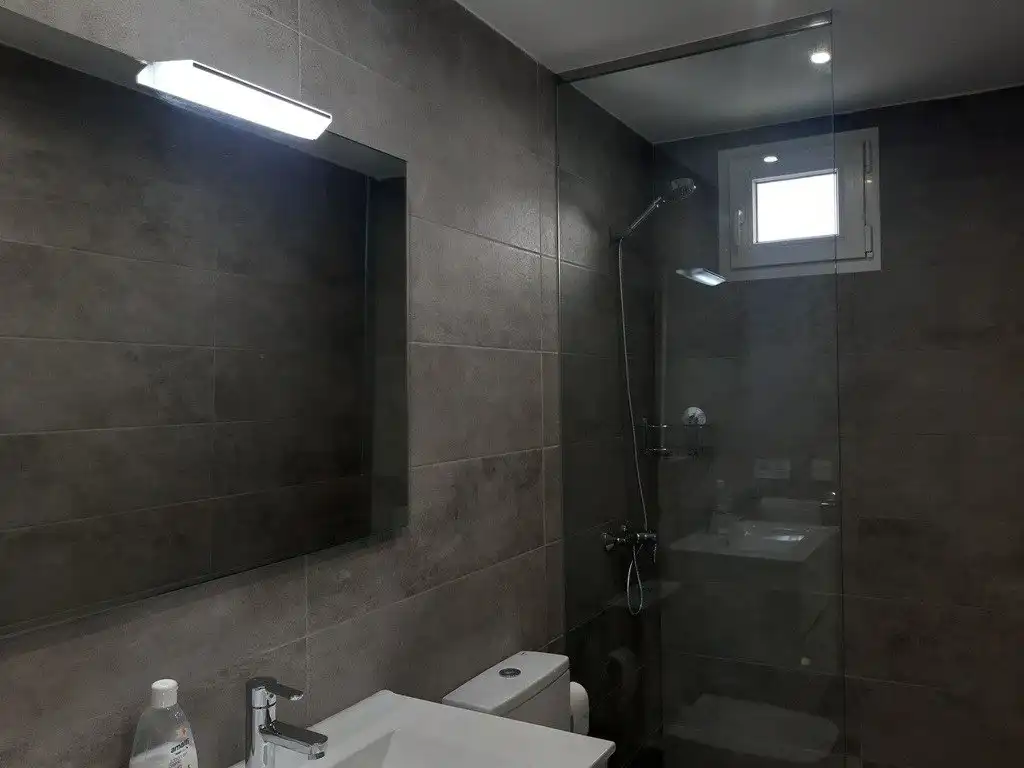Baño de Apartamento en venta en Burgos con Calefacción y Amueblado