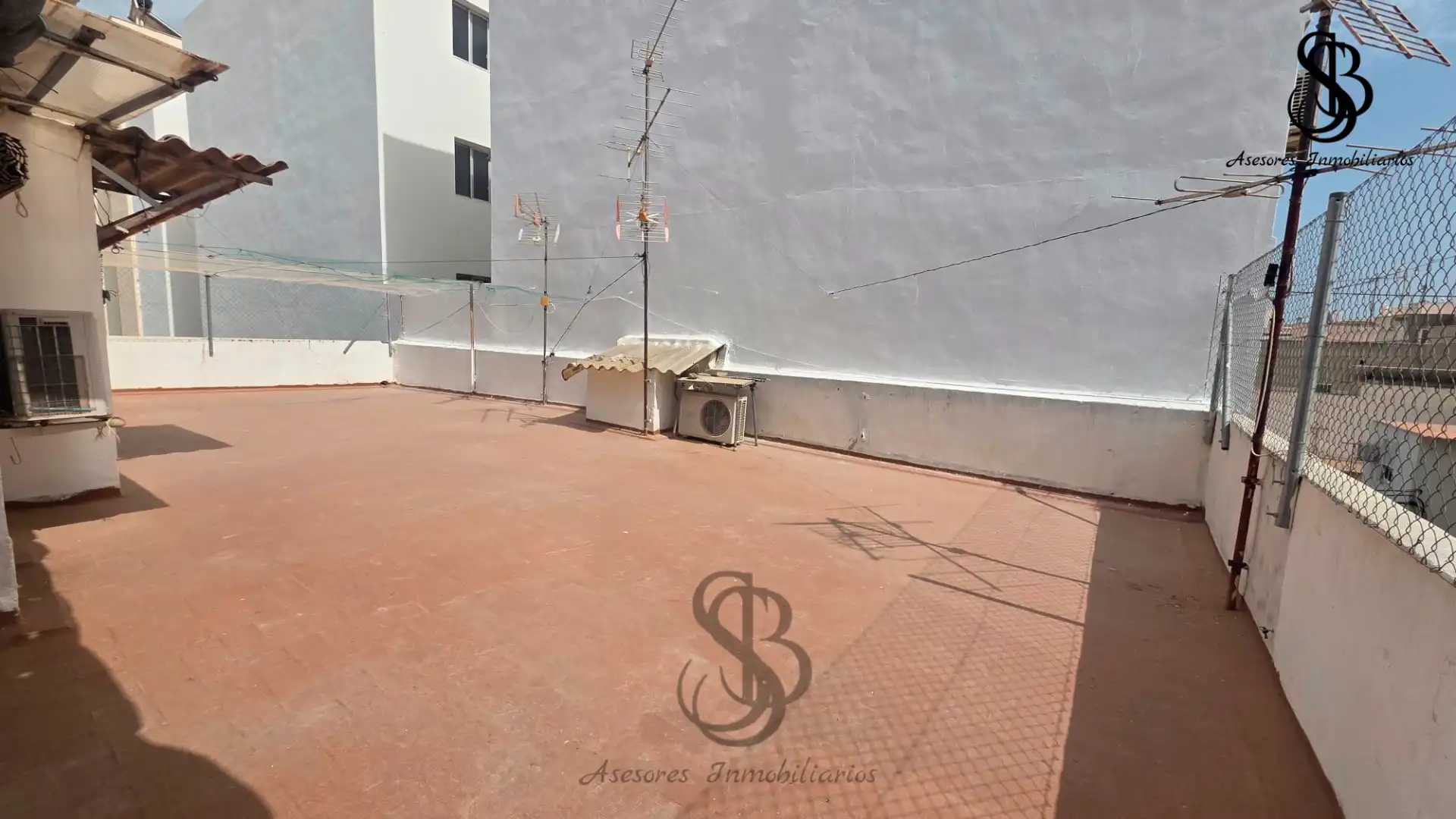 Piso con terraza en venta en Carrer Pi y Margall, imagen 3