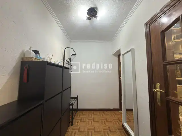 Habitación de Piso en venta en Madrid con Terraza