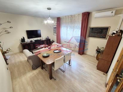 Living room of House or chalet for sale in Ugena  with Air Conditioner and Balcony