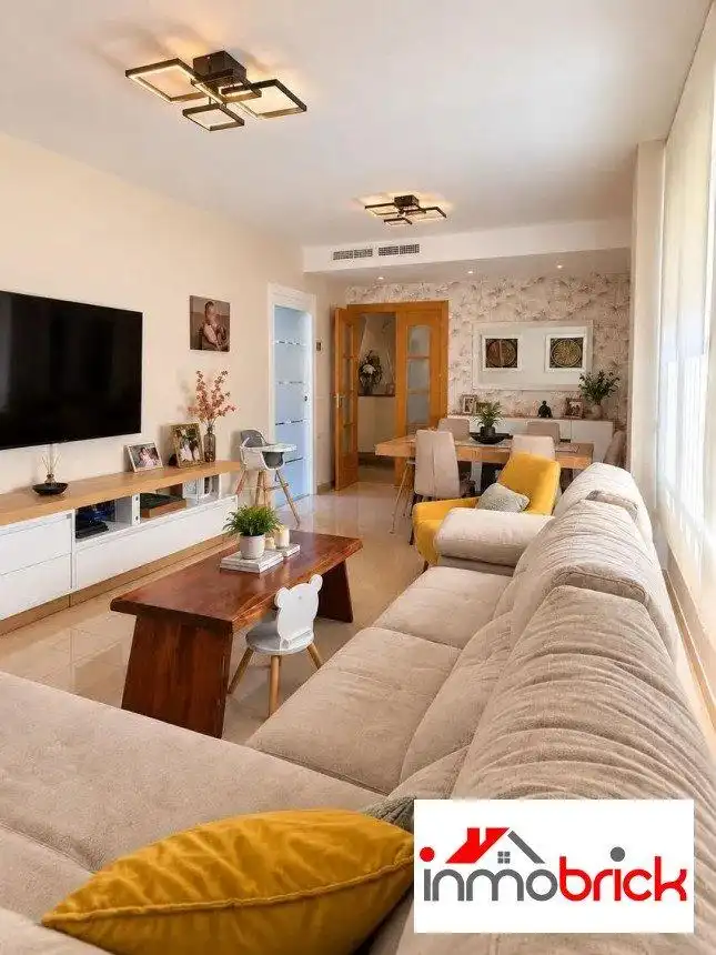 Casa con piscina in vendita a Jardin Lucena, imagen 2