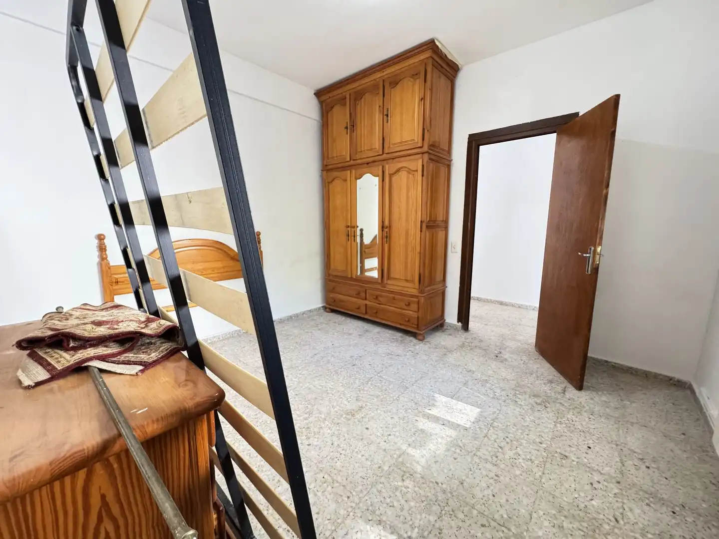 Bedroom of Houses for sale in La Puebla de Montalbán  with Heating