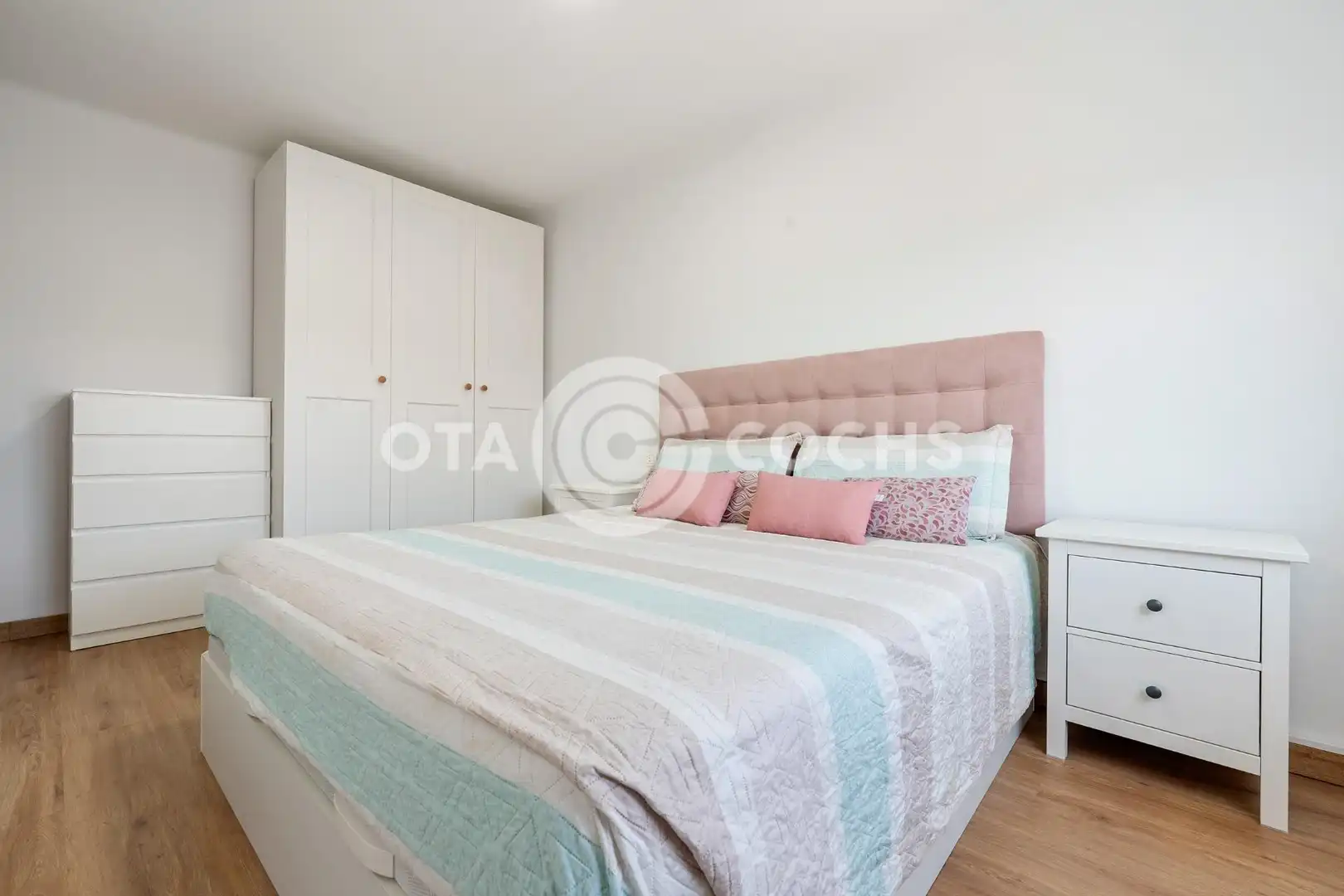 Bedroom of Flat for sale in Reus  with Air Conditioner, Balcony and Community pool