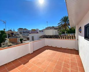 Exterior view of Single-family semi-detached for sale in Marbella  with Air Conditioner, Terrace and Internet