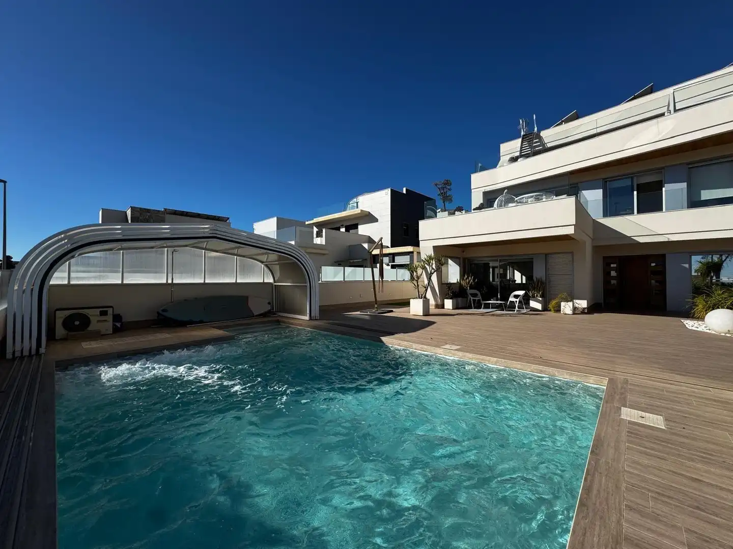 Chalet con piscina en venta en Calle ANA MARIA MATUTE, imagen 5