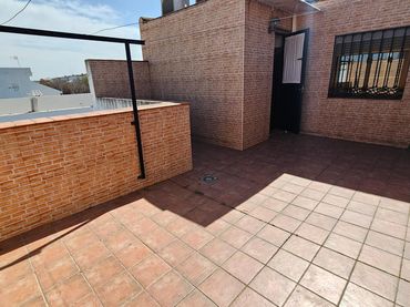 Adossat en venda a Calle ACERA ALONSO GOMEZ FIGUER