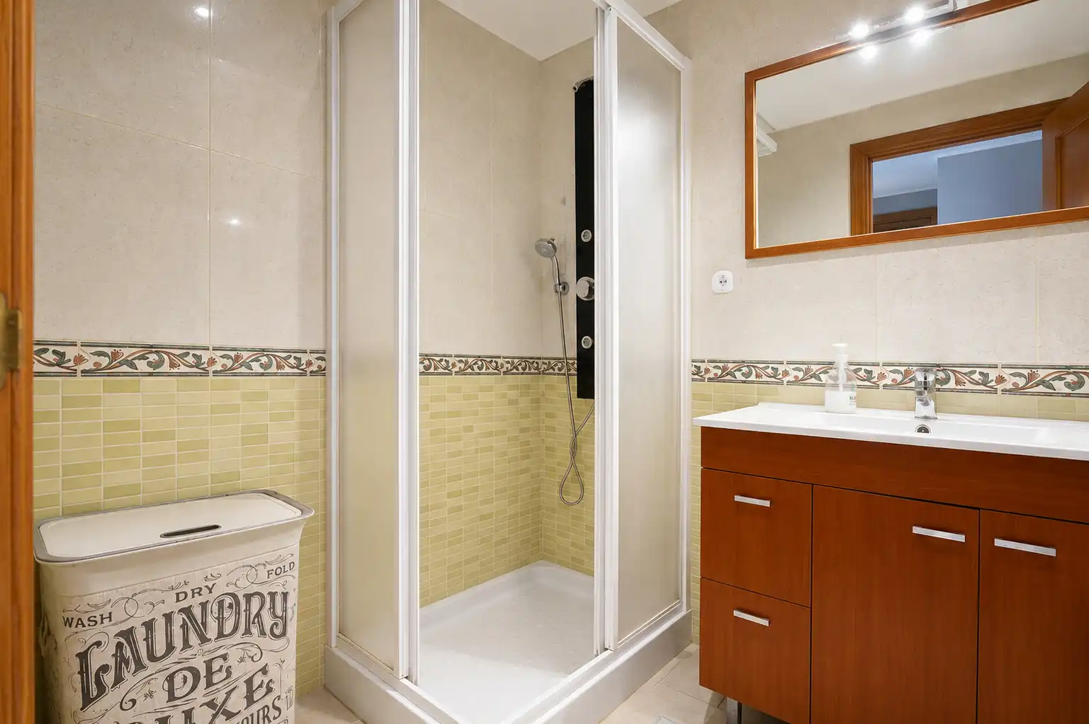 Baño de Piso en venta en Mont-roig del Camp