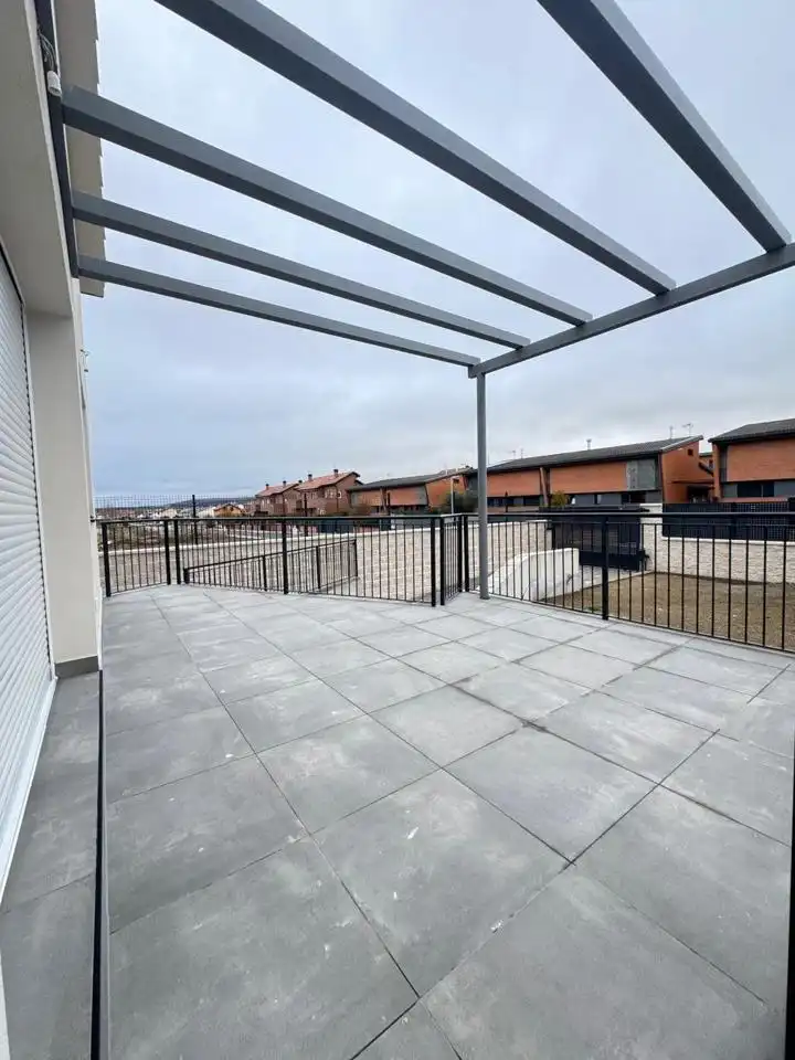 Terrasse von Haus oder Chalet zum Verkauf in Palazuelos de Eresma mit Privatgarten, Terrasse und Abstellraum