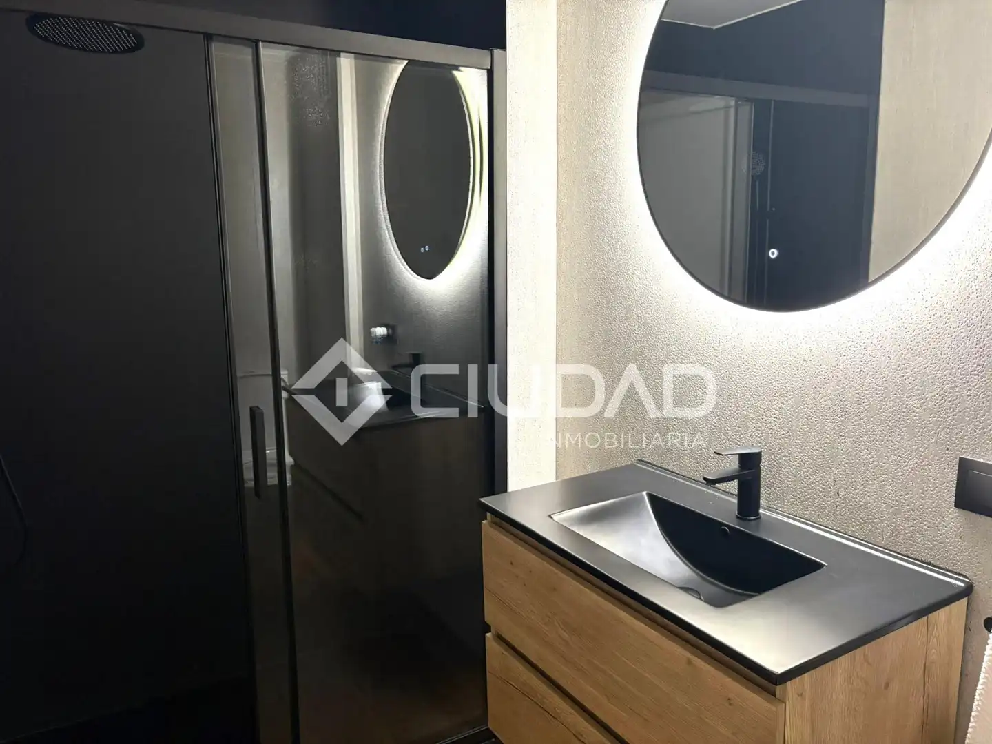 Bathroom of Flat for sale in Sanlúcar de Barrameda  with Furnished