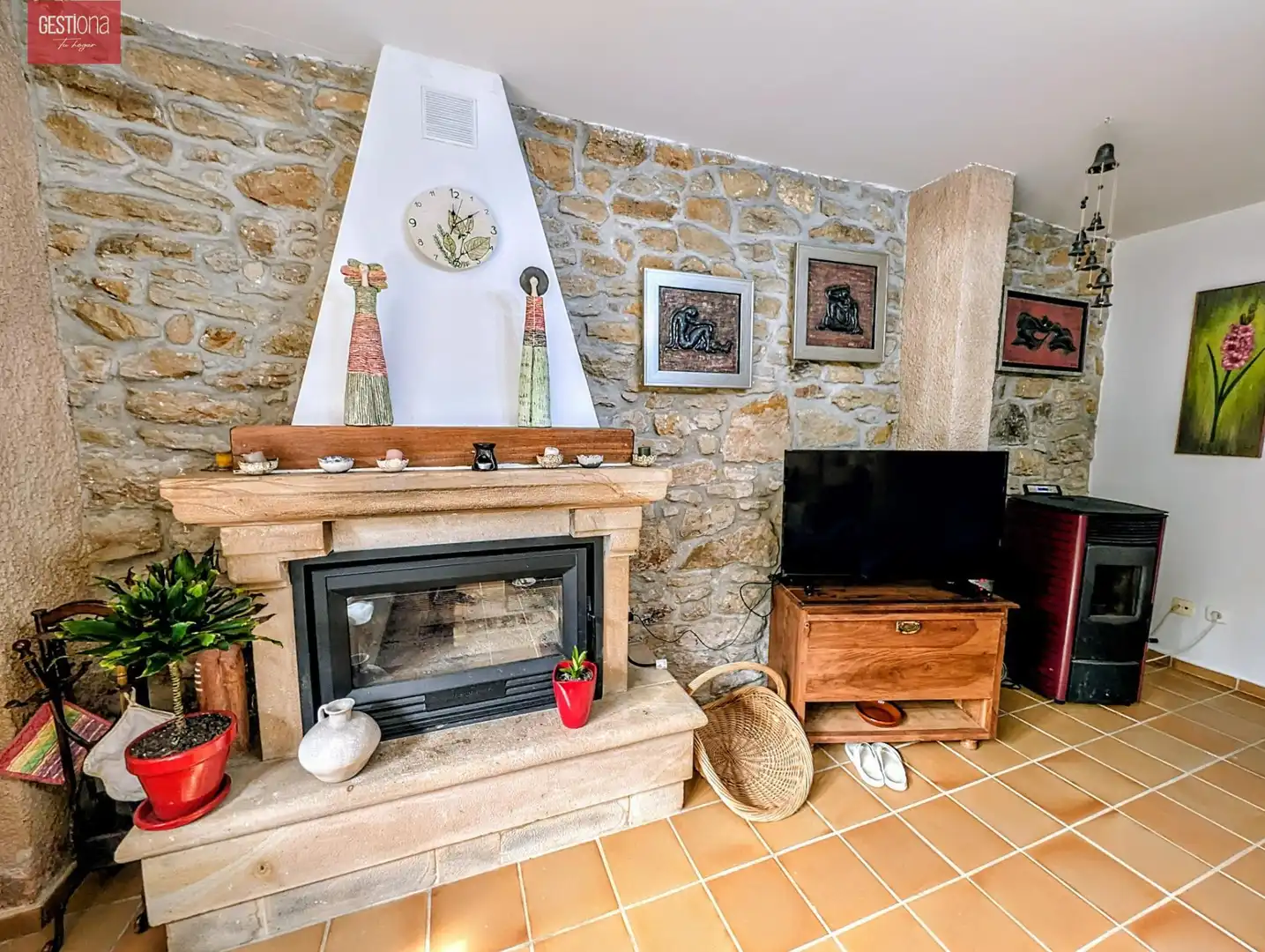 Sala de estar de Casa o chalet en venta en Escalante con Jardín privado y Balcón