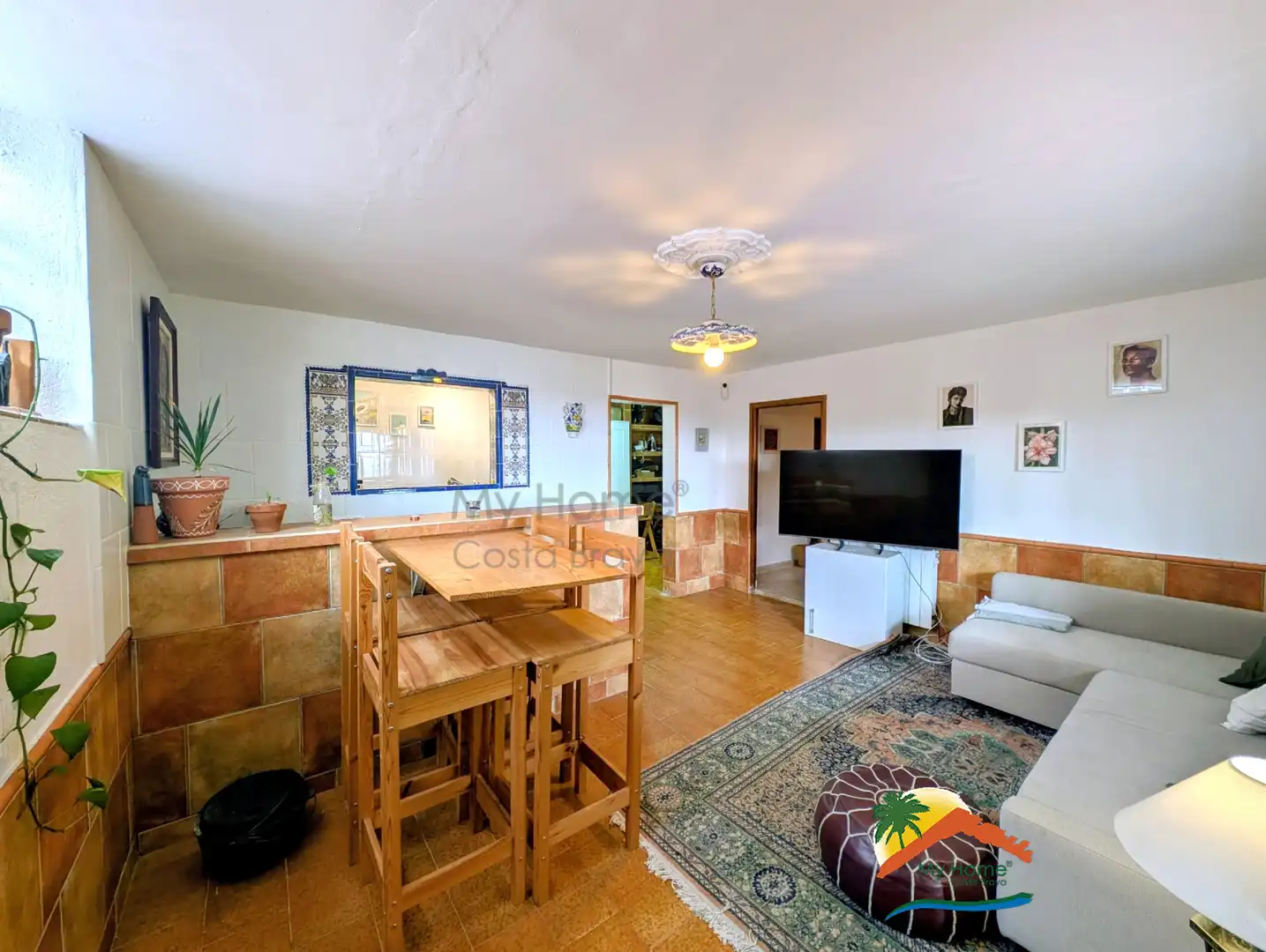 Sala d'estar de Casa o xalet en venda en Lloret de Mar amb Calefacció, Jardí privat i Terrassa