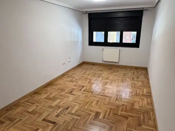 Appartamento con ascensore in vendita a Calle Perú 11, imagen 2