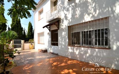 Exterior view of House or chalet for sale in  Zaragoza Capital  with Air Conditioner and Terrace