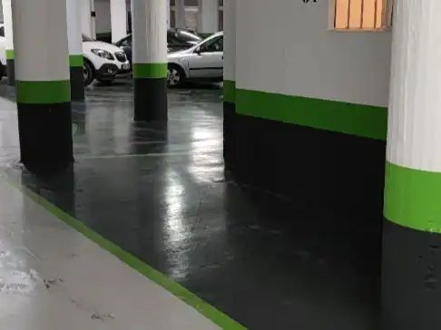 Aparcament de Garatge de lloguer en Zaragoza
