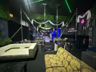 Local en traspaso en Crevillent con Aire acondicionado y Amueblado