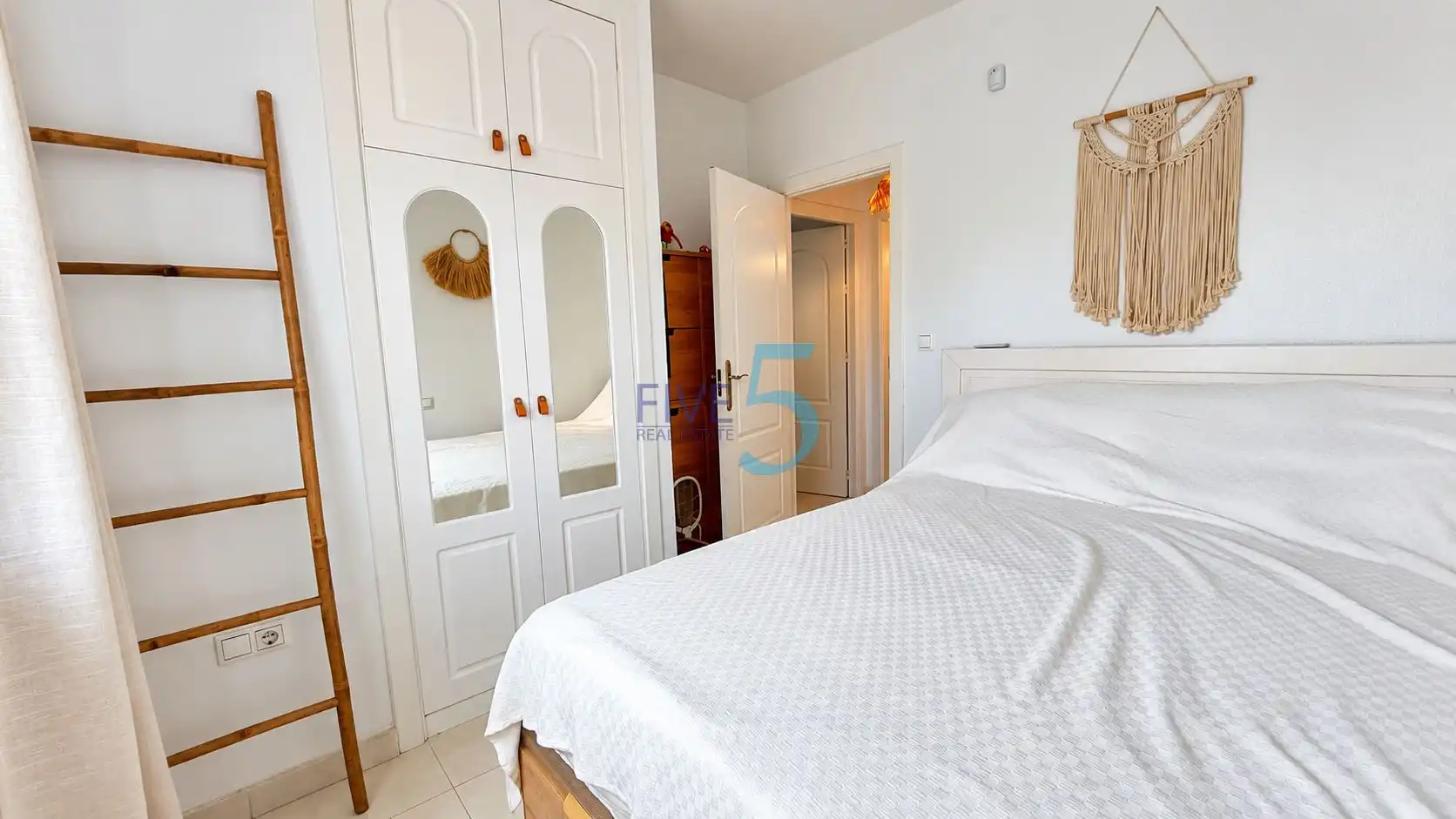 Bedroom of Flat for sale in Orihuela Costa